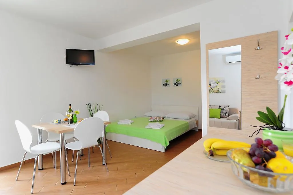 Apartments Ka - Ro Bibinje 3*,