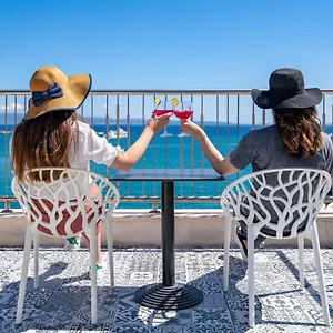 https://luxury-apartments-maestral.splithotels.org