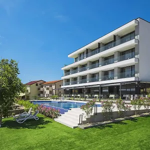 https://hotel-villa-margaret.primorje-gorskikotar.com