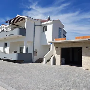 Apartment Mia, Bibinje